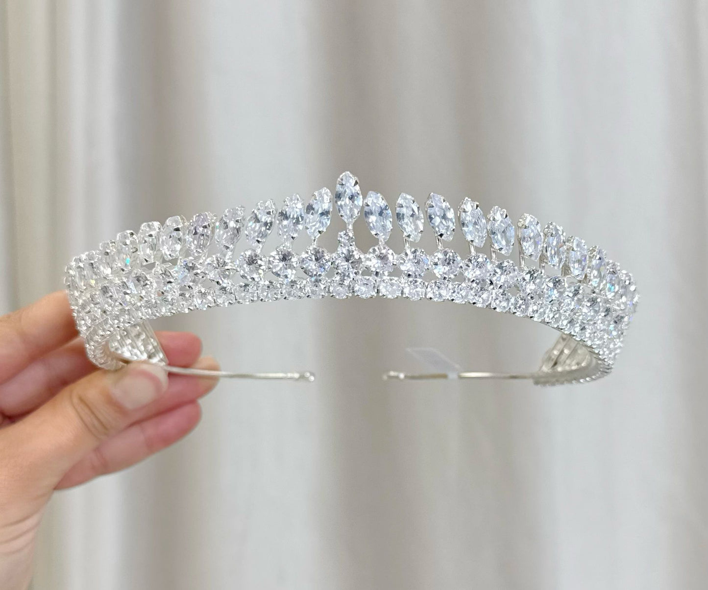 Diadème blanc zircone