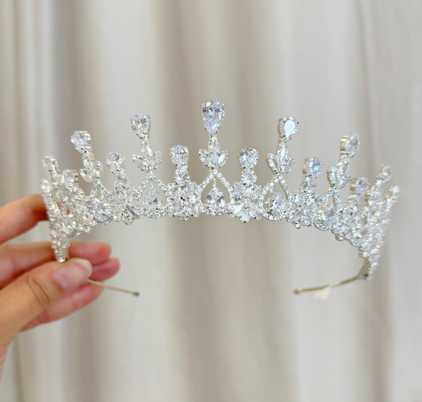 Diadème blanc zircone