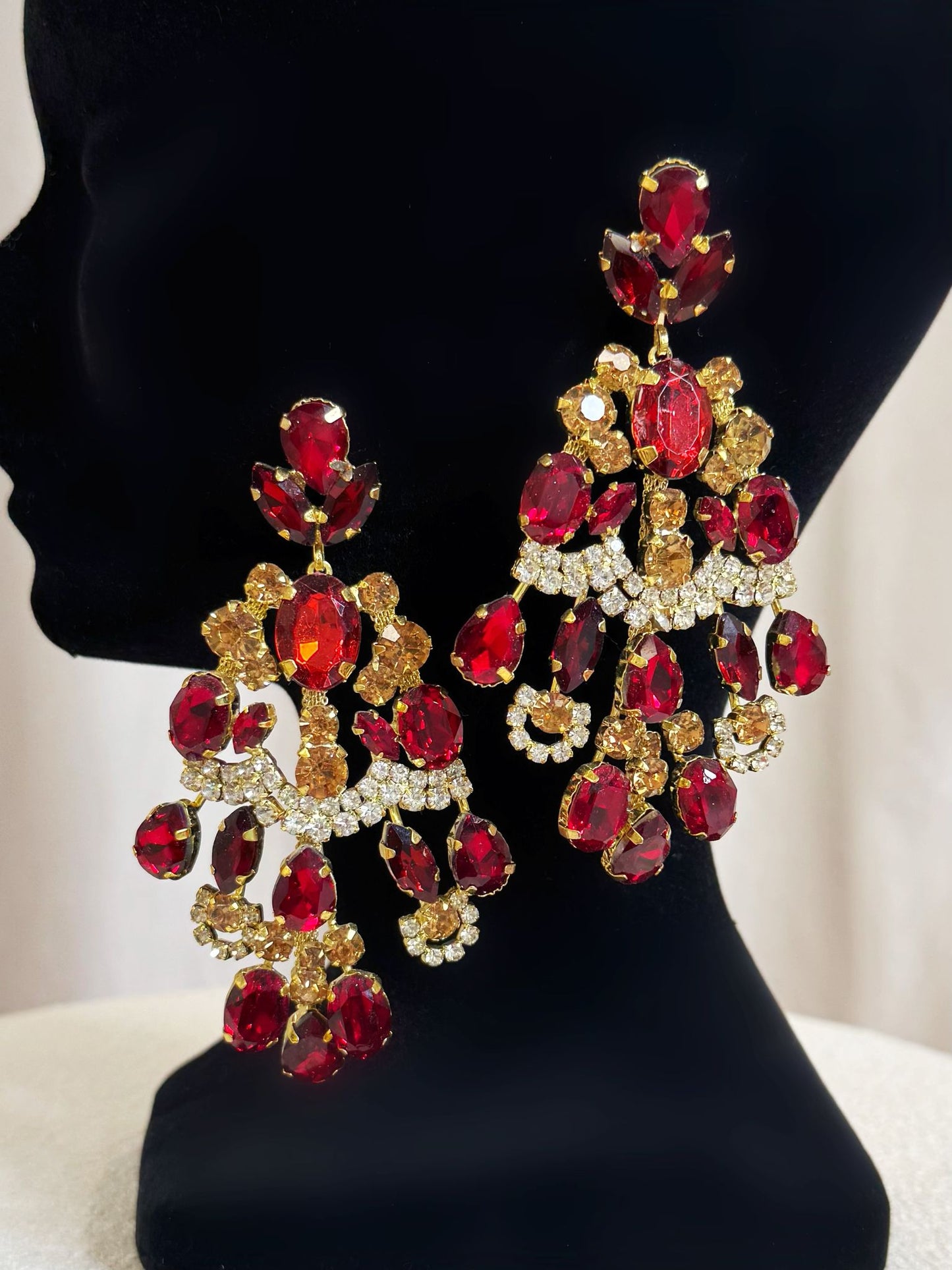 Boucle d'oreilles bordeaux