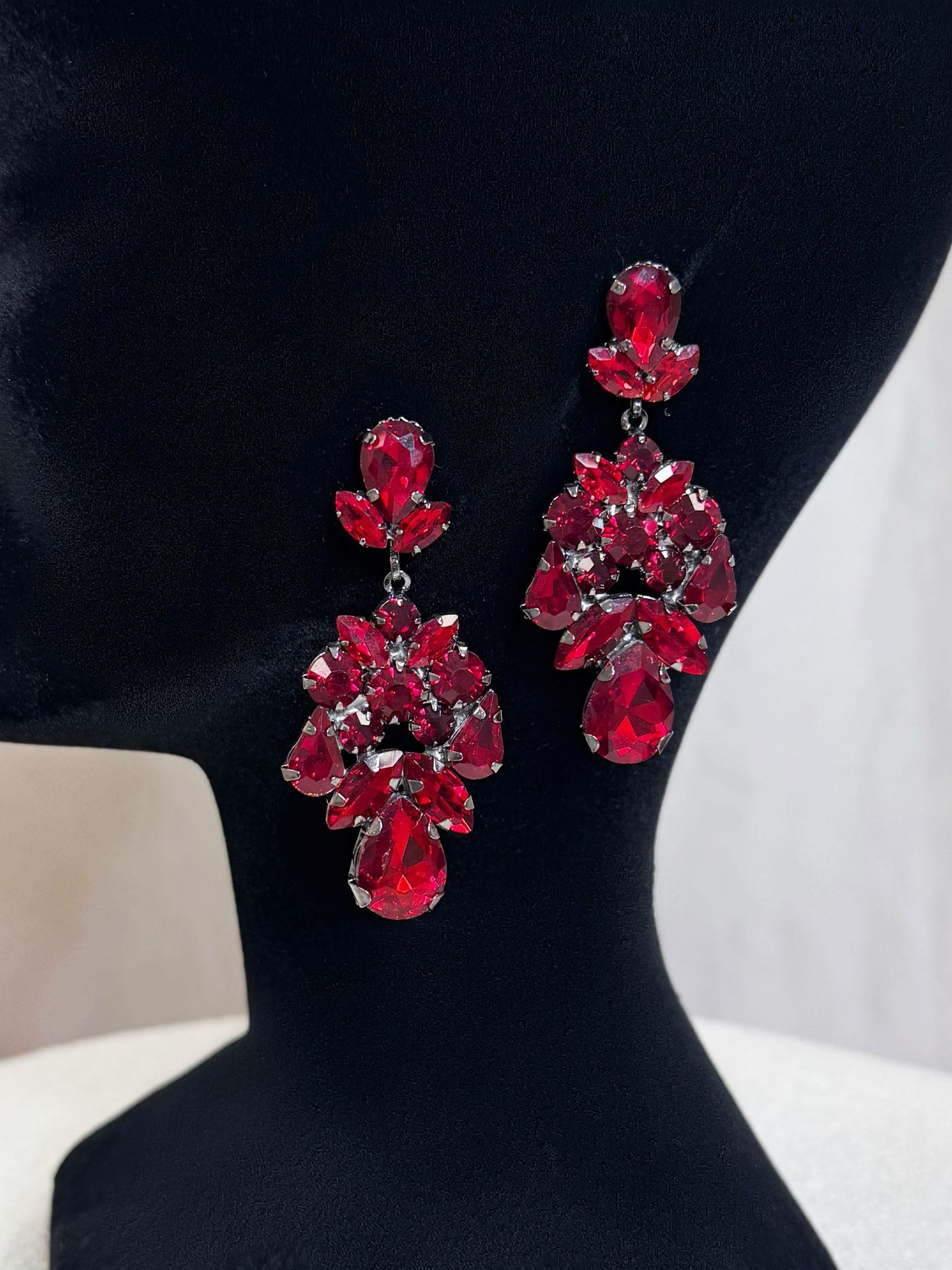 Boucle d'oreilles bordeaux