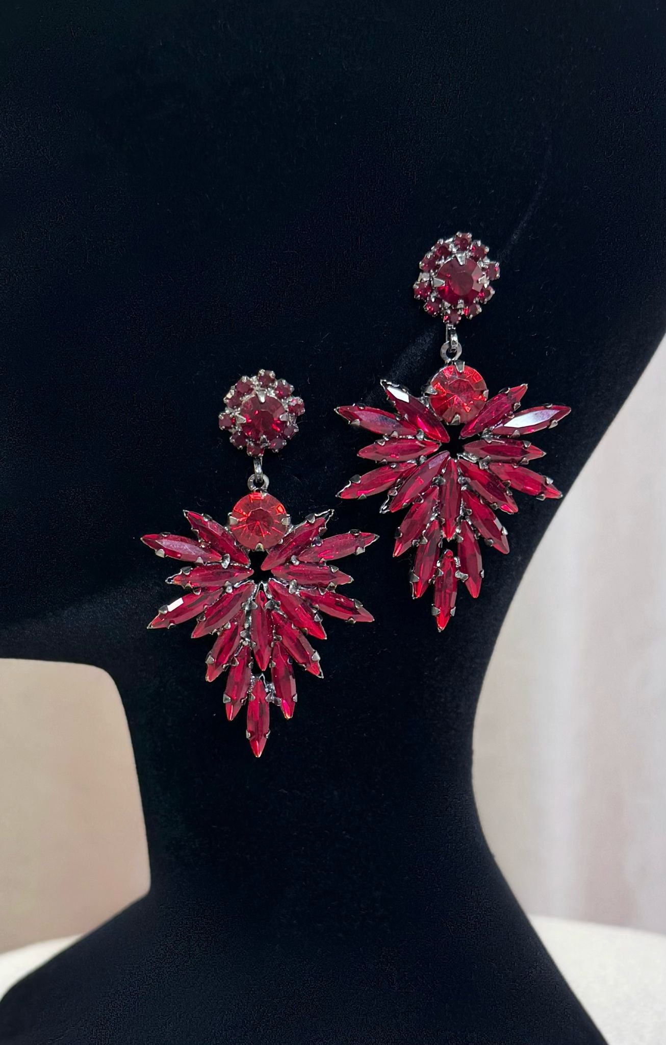 Boucle d'oreilles bordeaux