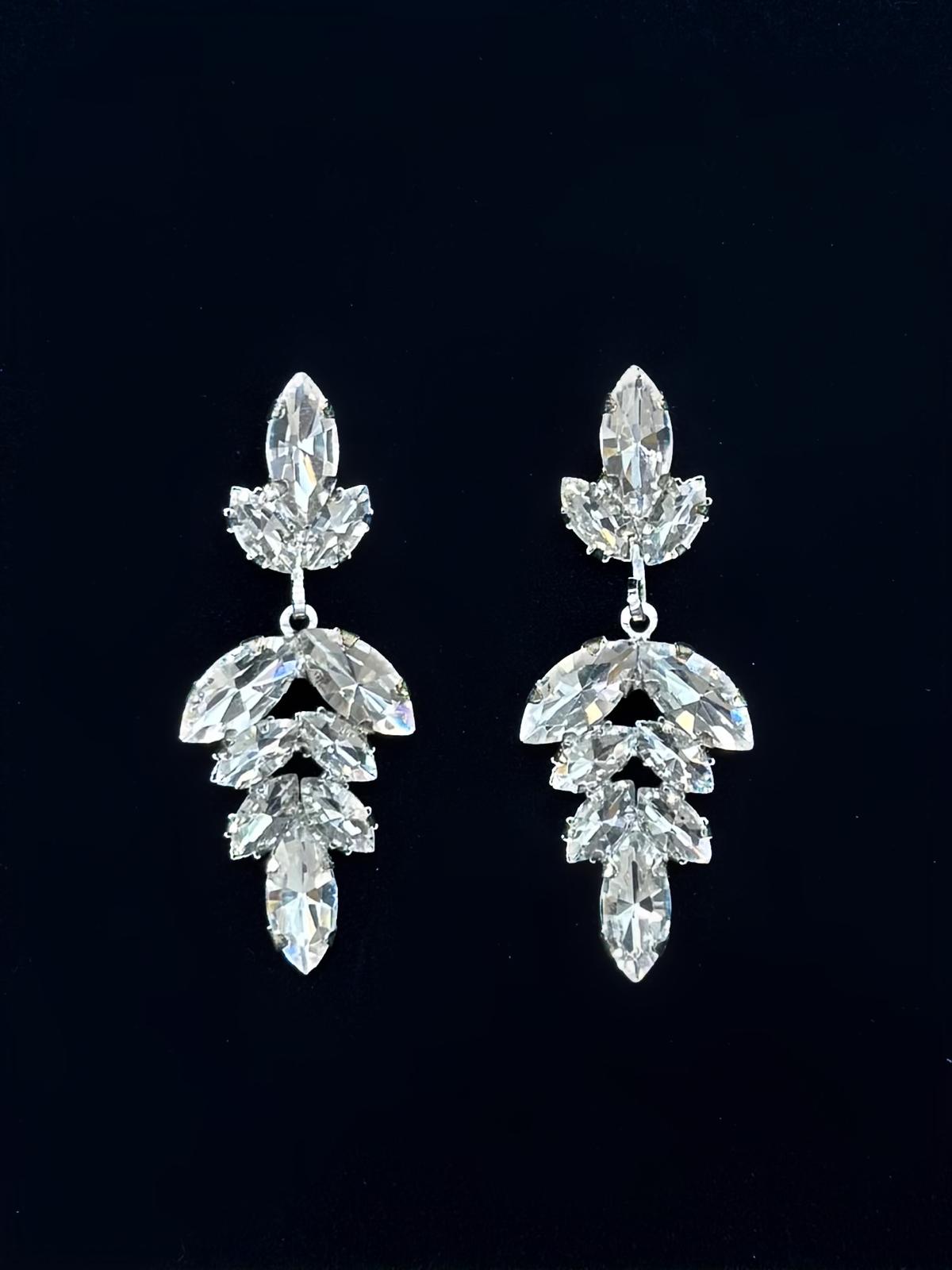 Boucles d'oreilles blanches cristal