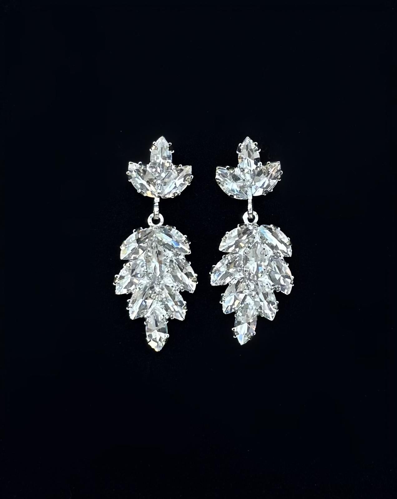 Boucles d'oreilles blanches cristal