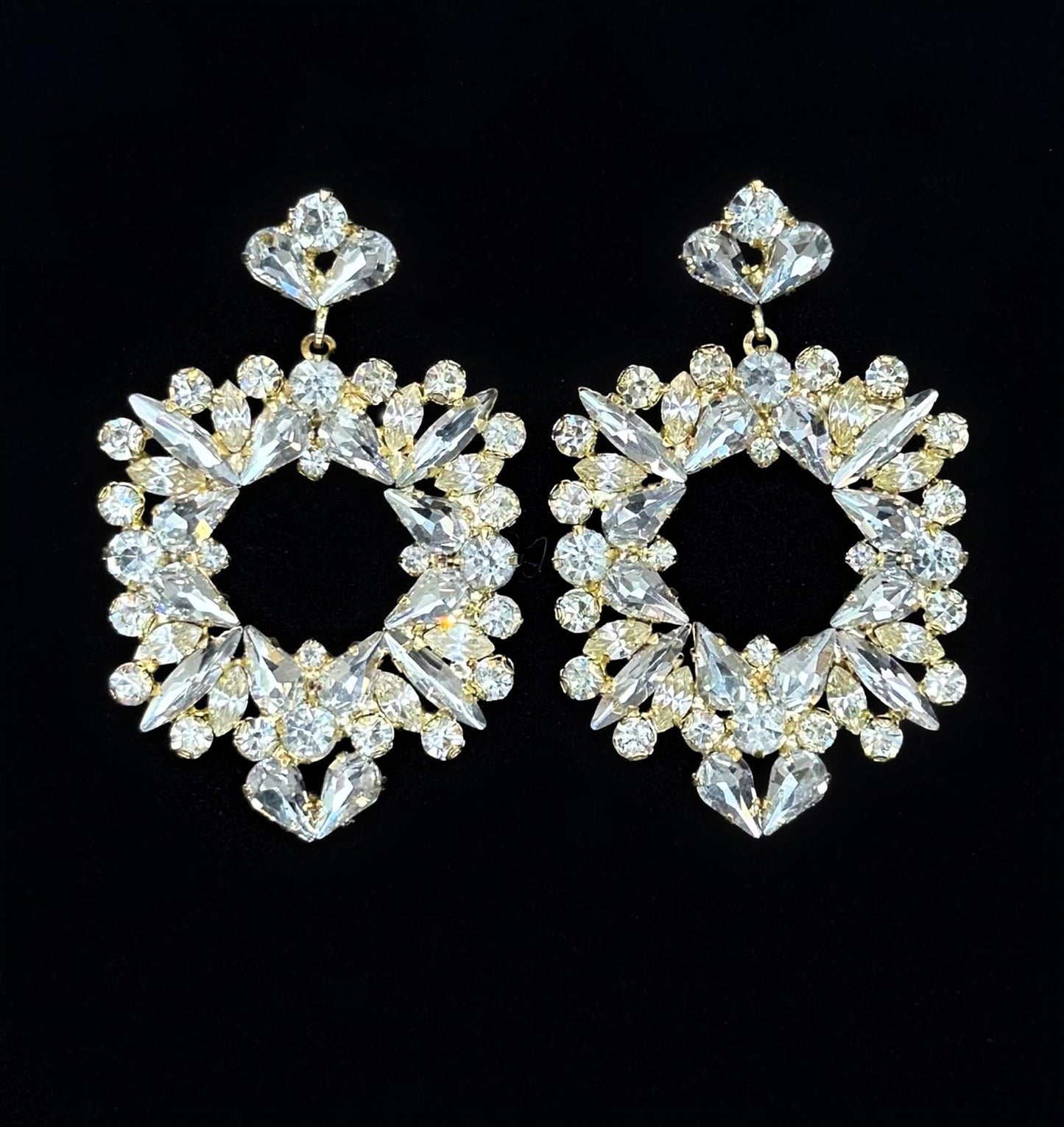 Boucles d'oreilles blanches cristal
