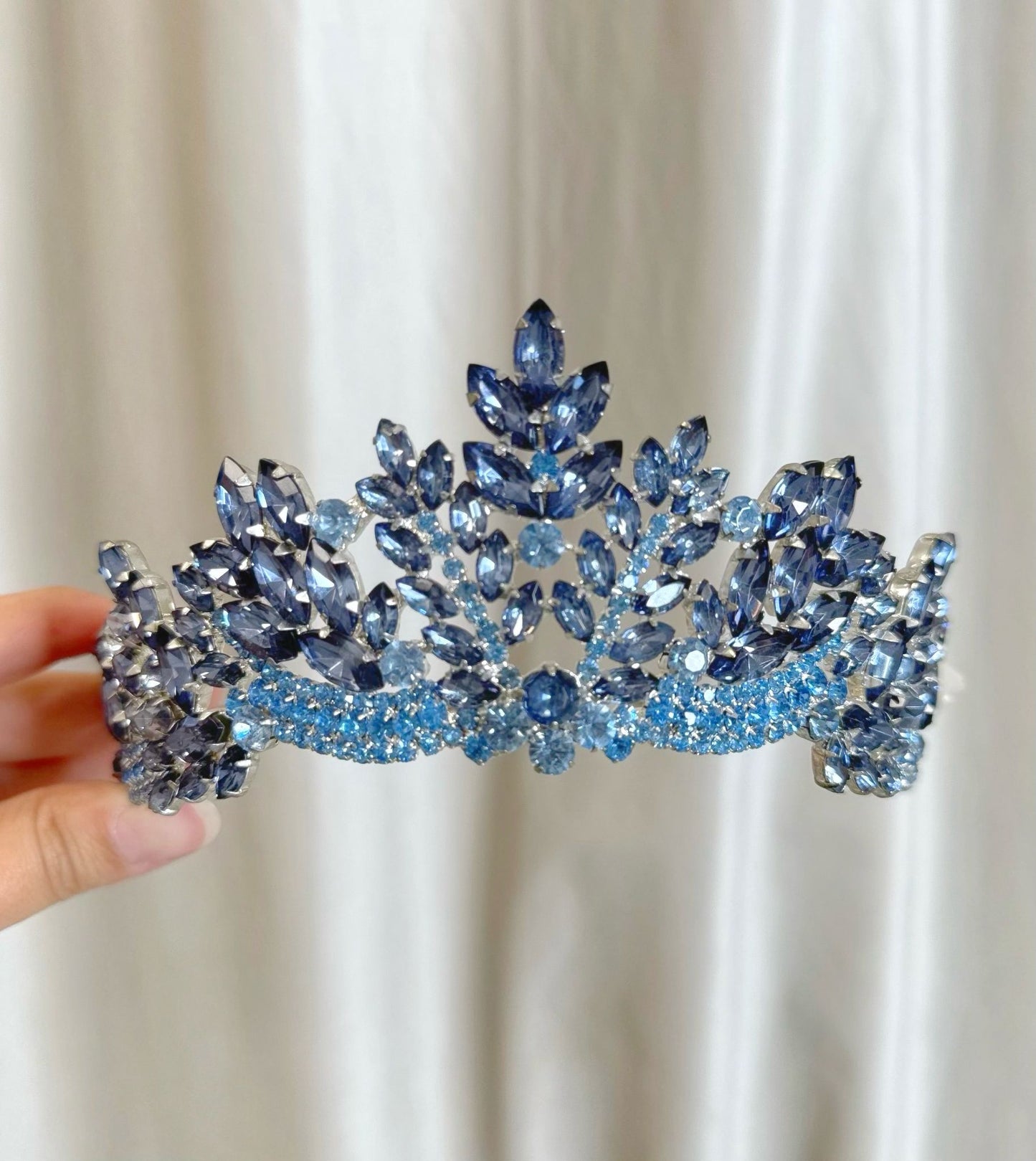 Diadème bleu