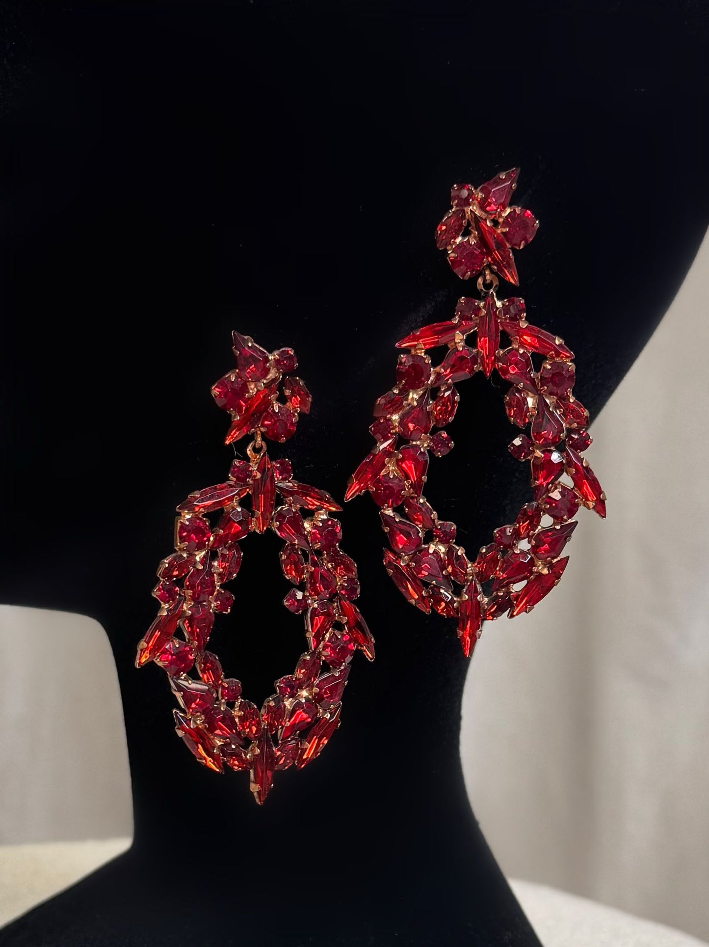 Boucle d'oreilles bordeaux