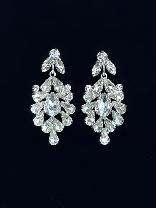 Boucles d'oreilles blanches cristal