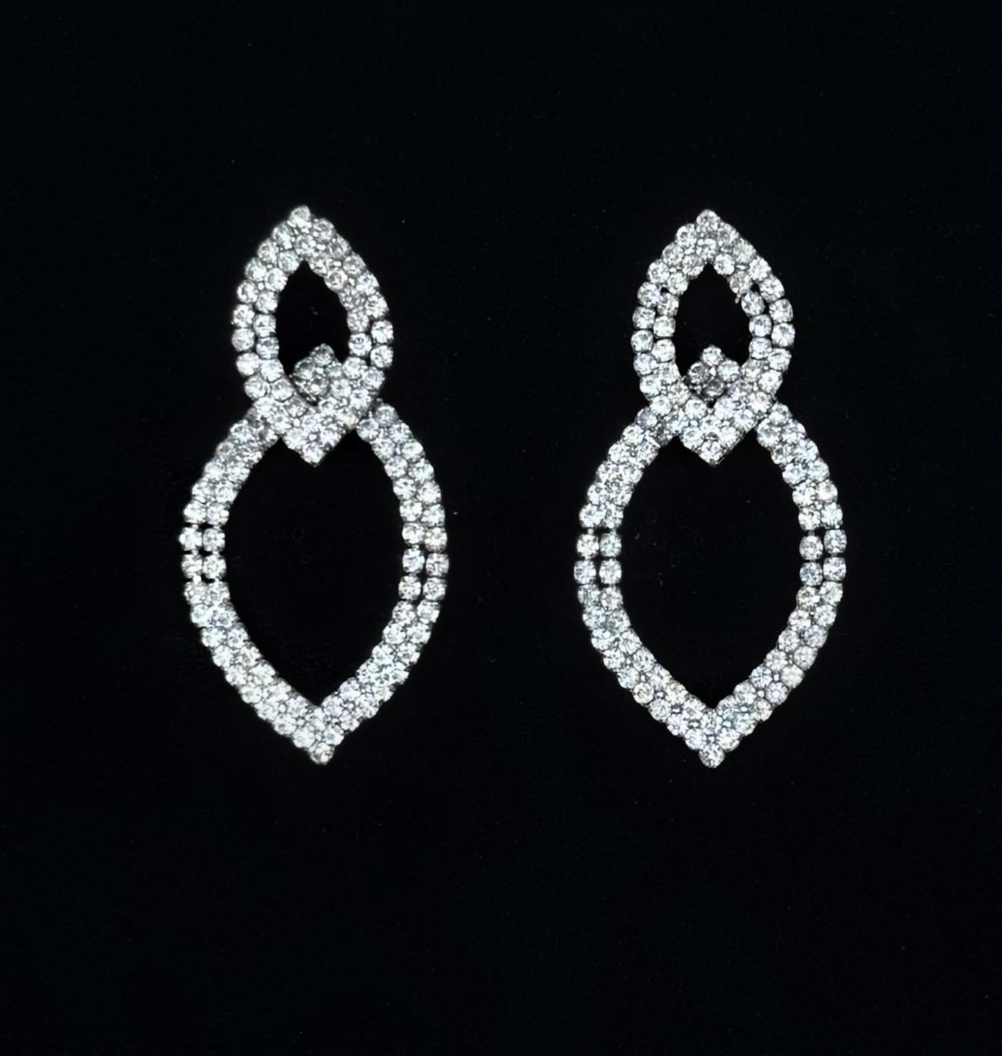 Boucles d'oreilles blanches cristal