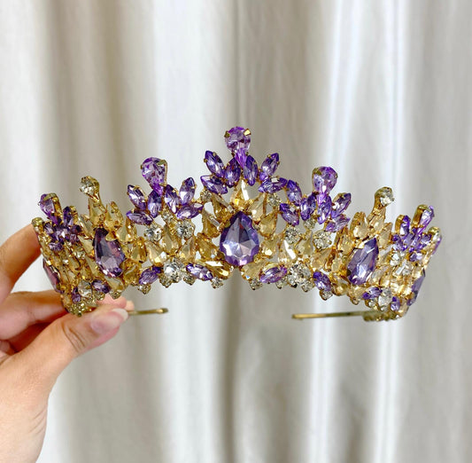 Diadème violet et doré
