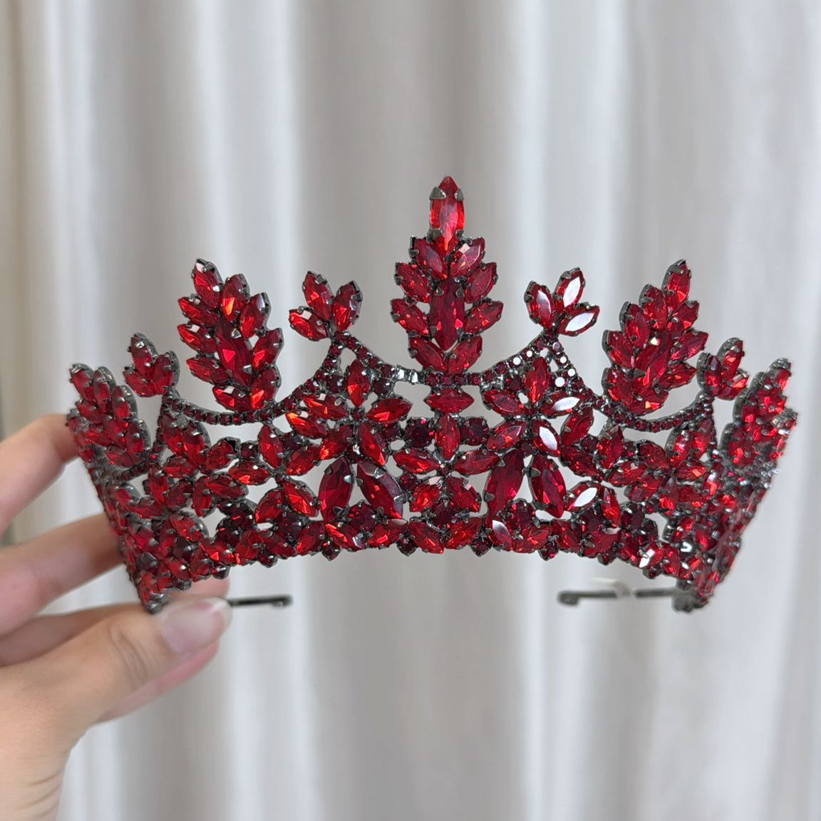 Diadème rouge